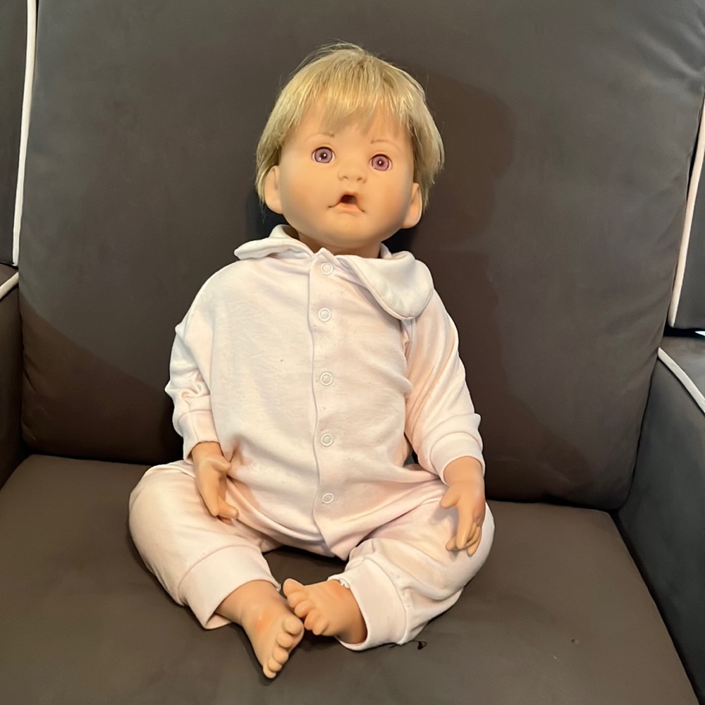 MIB EFFANBEE “AMY” DOLL